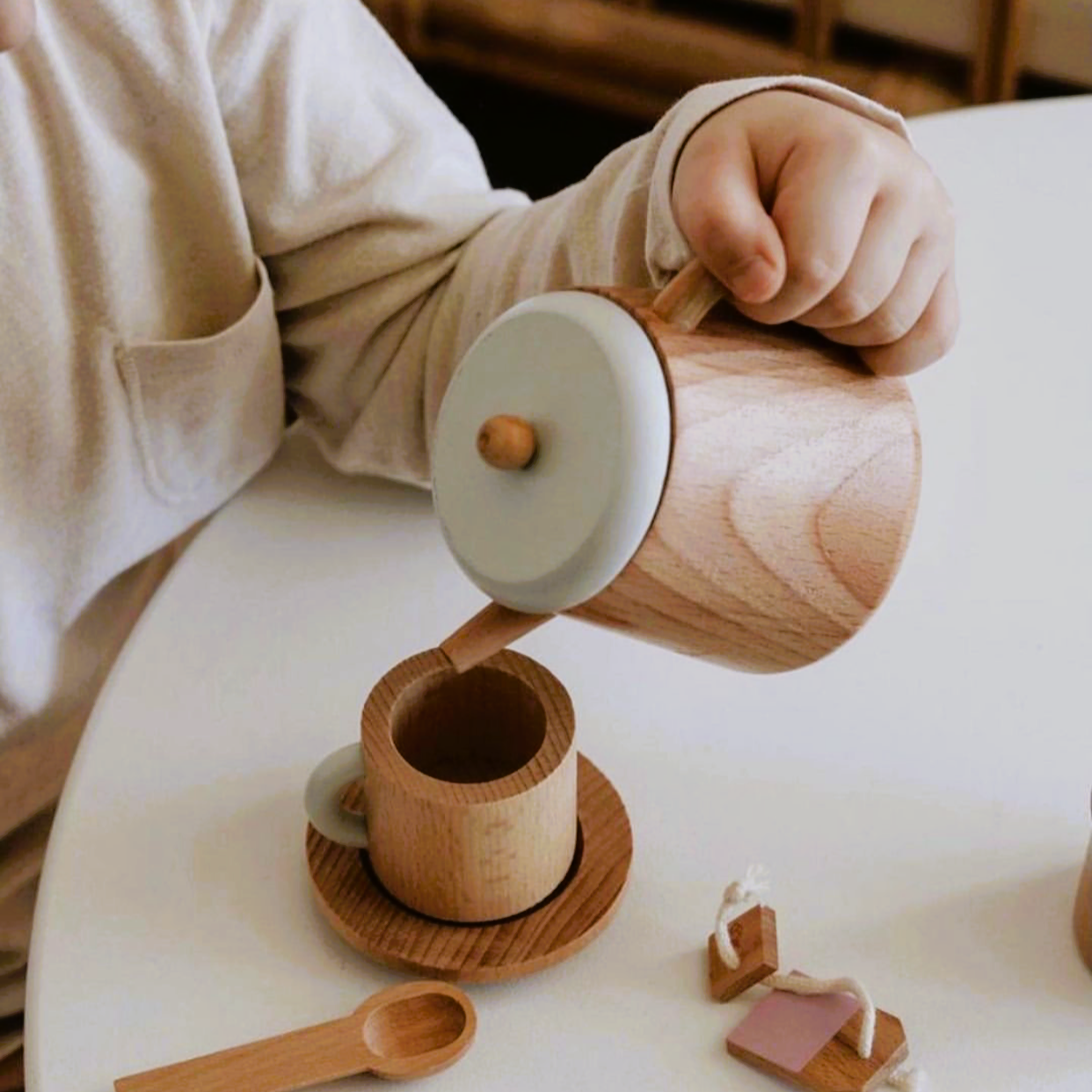 Make Me Iconic Wooden Tea Set pouring view