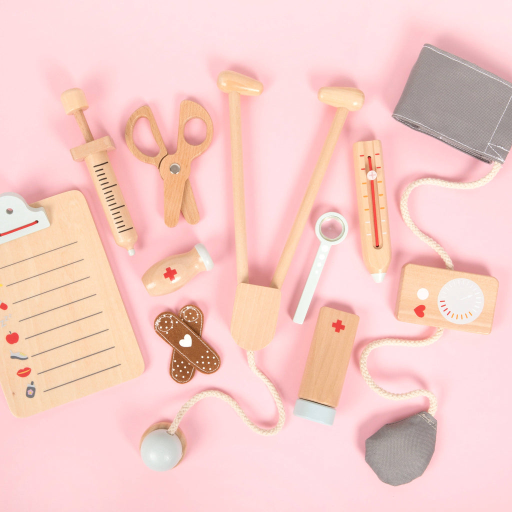 Make Me Iconic Wooden Pretend Play Doctors Kit - top view